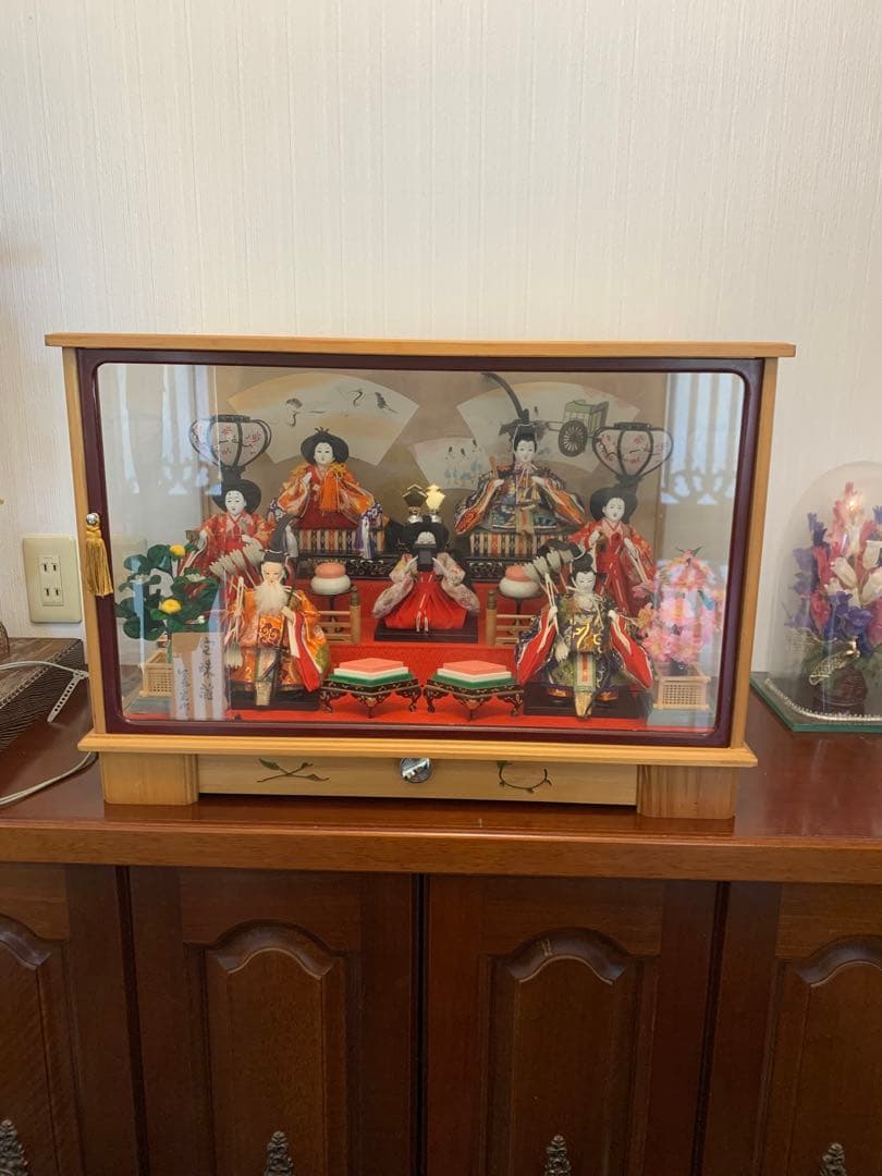 雛人形　3段飾り　昭和芸術作品、ひな祭り　激安買得