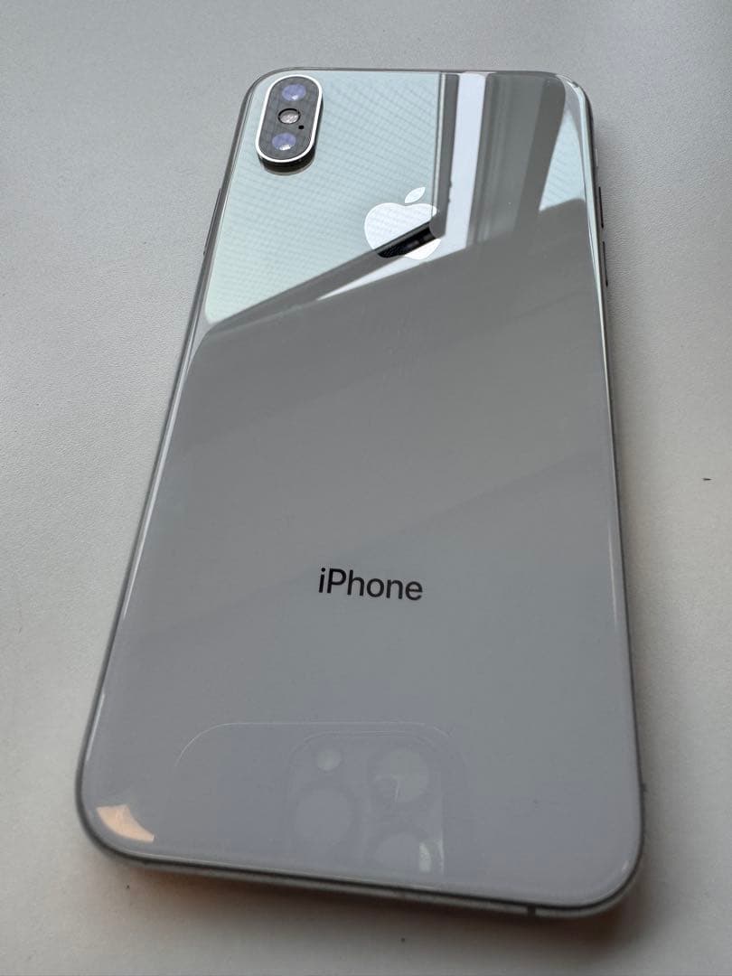 【美品】Apple iPhone XS 256GB シルバー バッテリー残80％