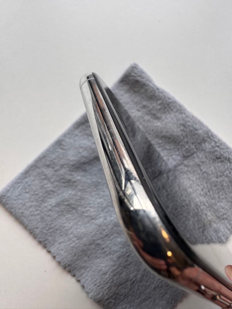 【美品】Apple iPhone XS 256GB シルバー バッテリー残80％