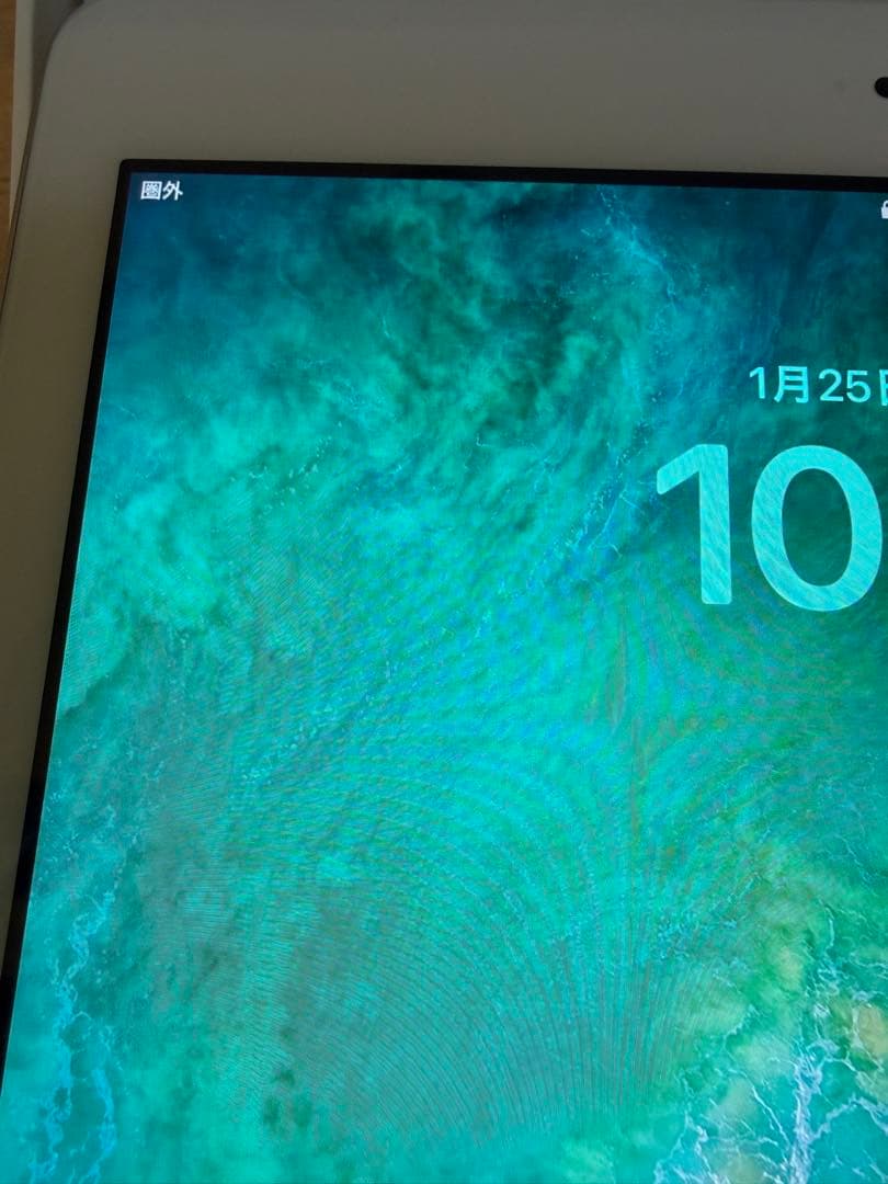 Apple iPad 5世代 32GB シルバー 箱あり 本体