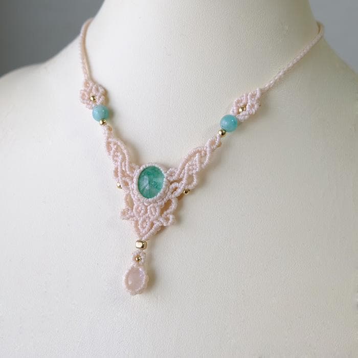 コロンビア産エメラルド・ムーンストーン マクラメ編みチョーカーネックレス3605