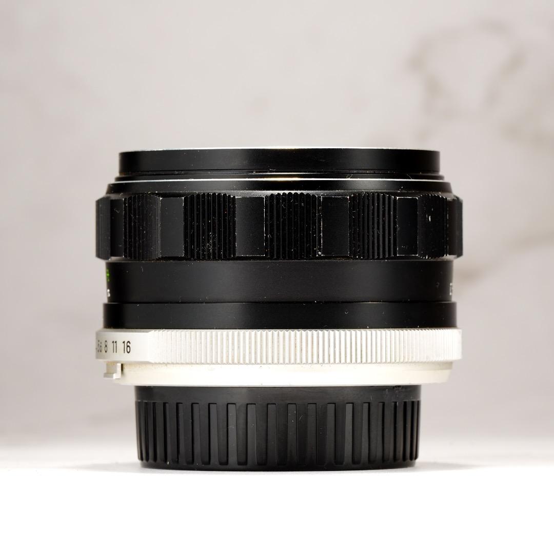 【虹色ゴースト】ミノルタ MC-ROKKOR PF 58mm F1.4 後 63