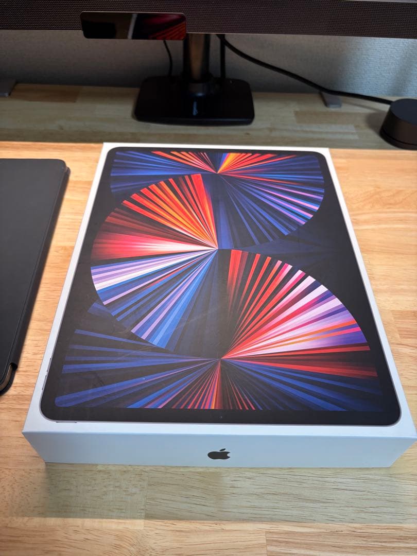 【美品】IPad pro 12.9インチ 256GB WiFiモデル ＋おまけ