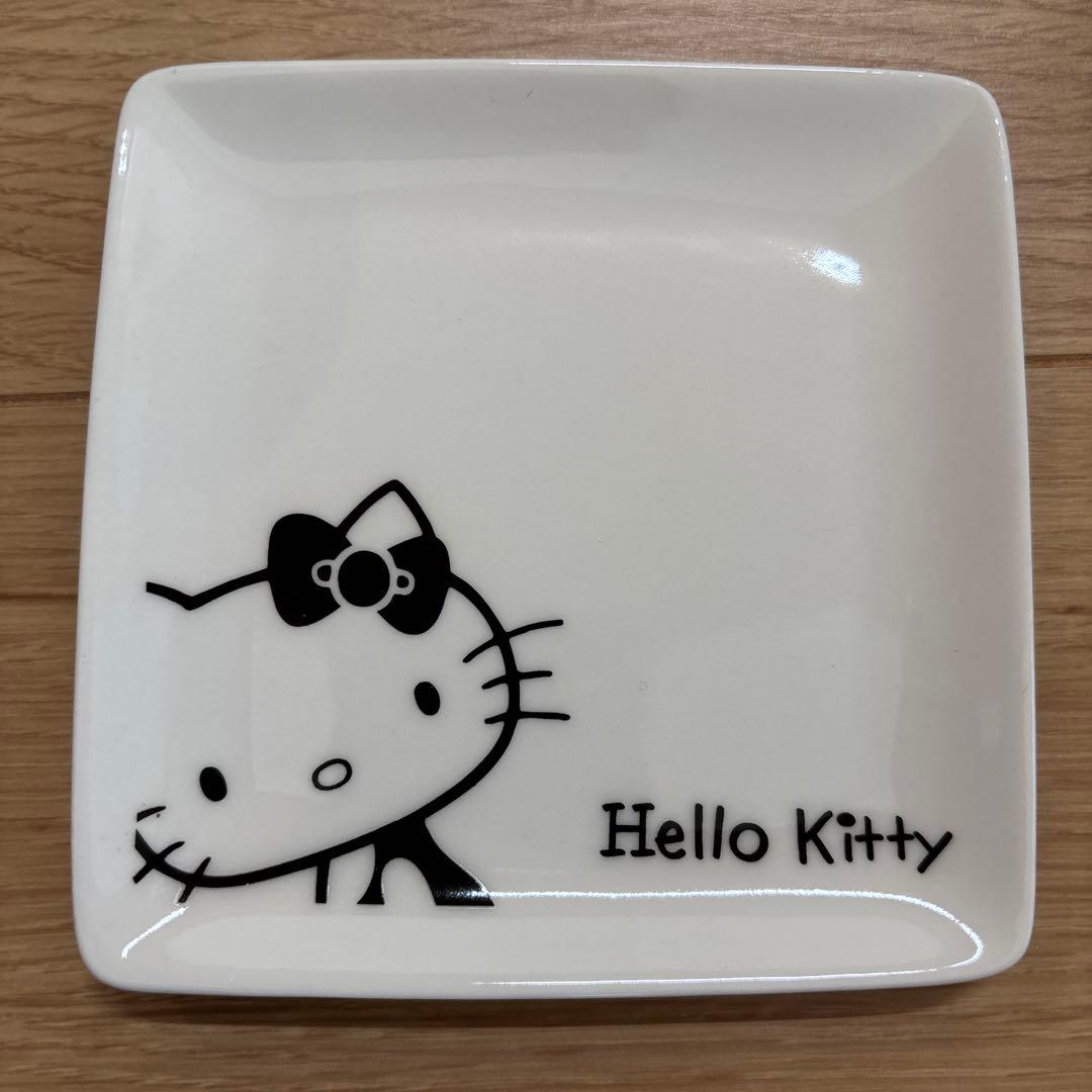 【未使用】チャーミーキティ HELLO KITTY シナモン 食器 皿 レア