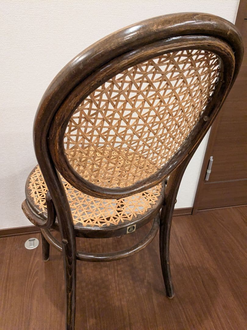 AIDEC　アンティークチェア　籐の椅子　曲げ木　ラタン