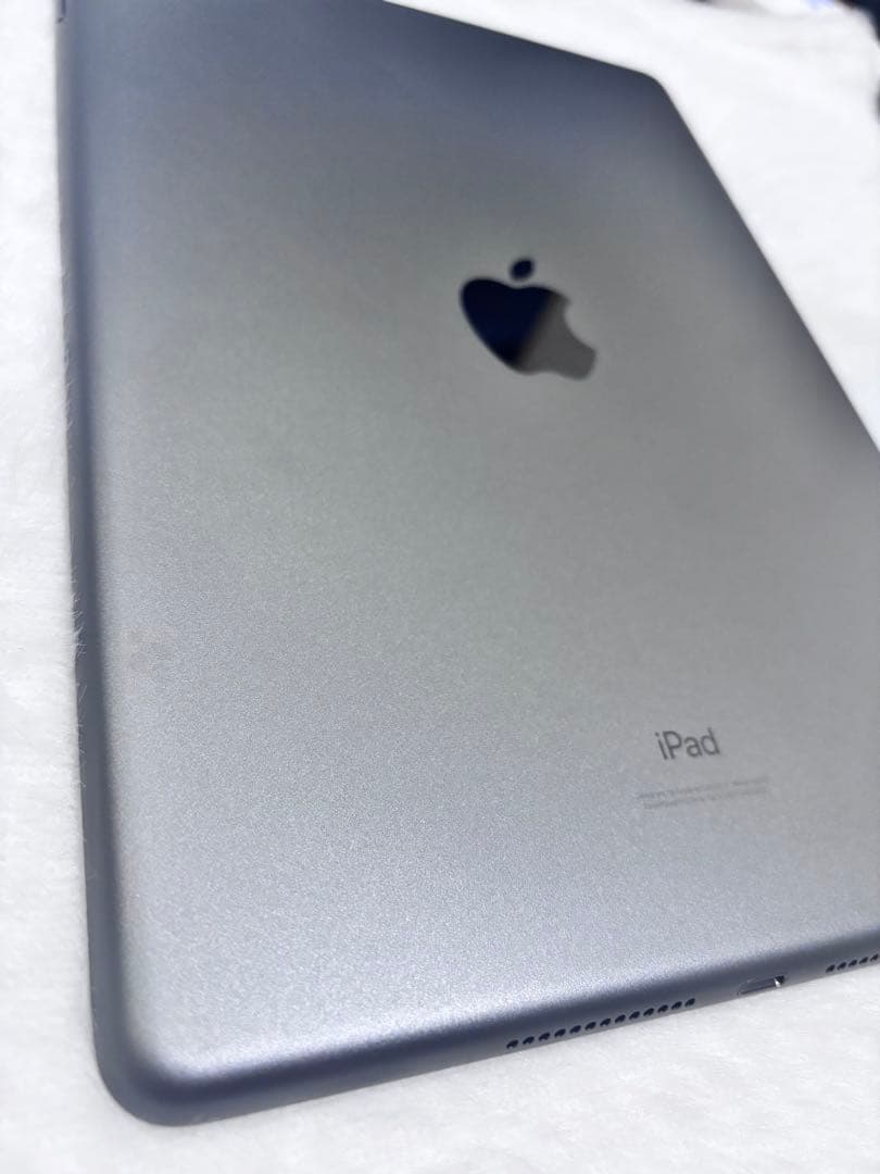 iPad 第8世代　箱なし