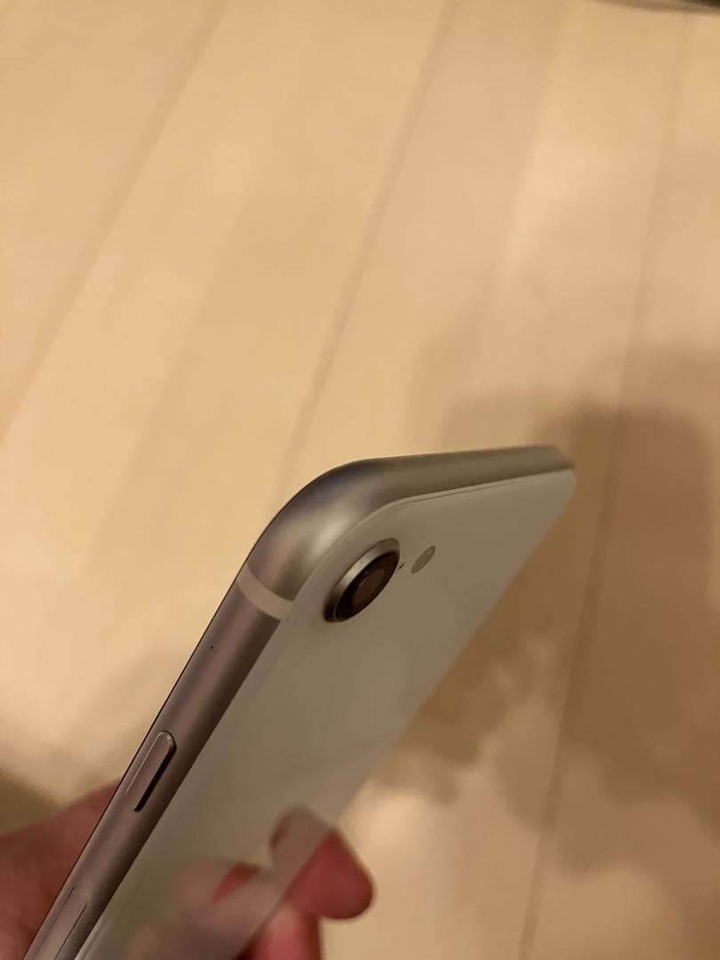 iPhone7 本体 ホワイト