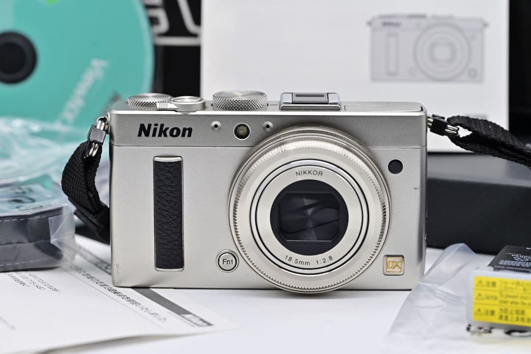 送料込 美品 1オーナー! 箱付属品完備 Nikon COOLPIX A