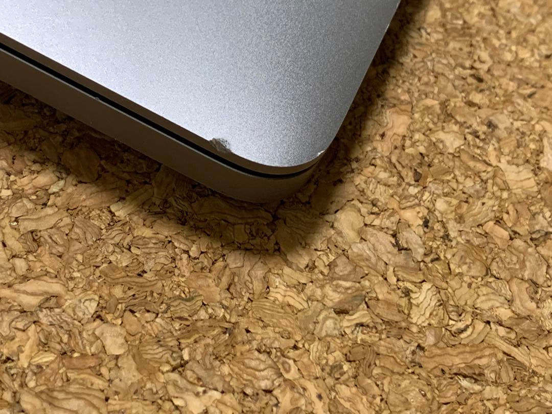 MacBook本体 MacBook pro 2019 16in/ i9 / 64GB / 2TB