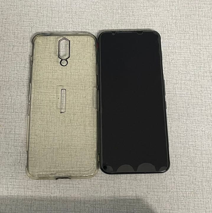 レッドマジック5G