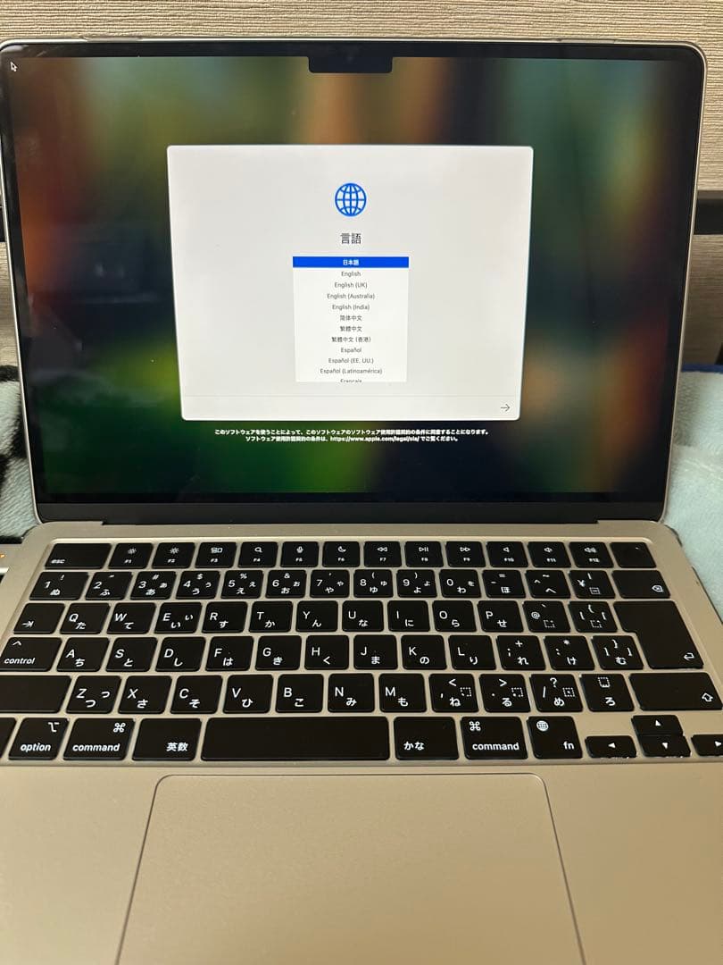Apple MacBook 13インチ シルバー　M2チップ　256GB