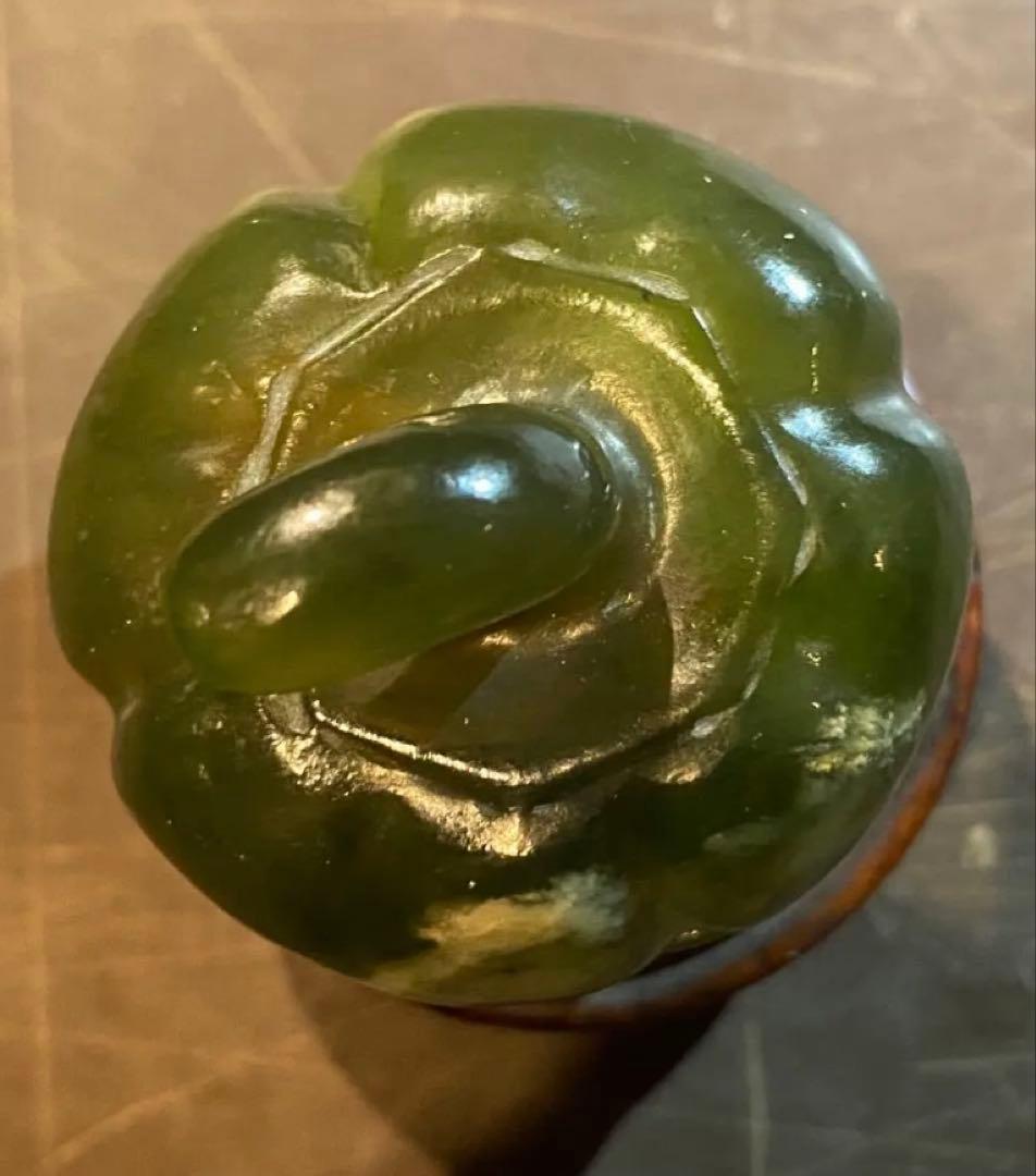 ヴィンテージ・古翡翠・青林檎/ピーマン・唐木鑑賞台付　２点セット　レア