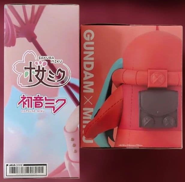 桜ミク、初音ミク、ガンダム45周年、シャアザクぐるみ、フィギュア、