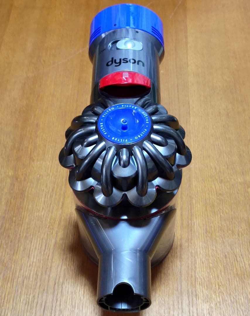 ダイソン SV11掃除機＋マキタ18vアダプターセット 分解清掃済み 動作品