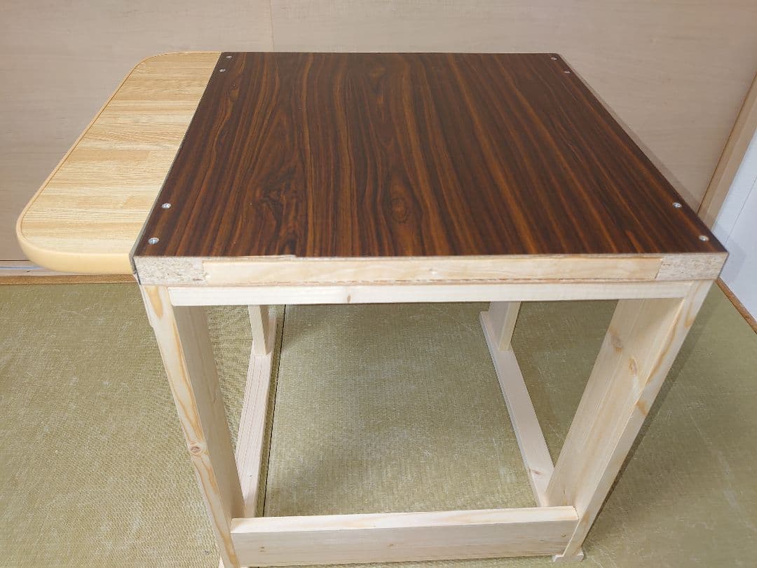 【累積176台目】パチスロを置く台（1台用シンプルスタンド）★右側に棚板付き①