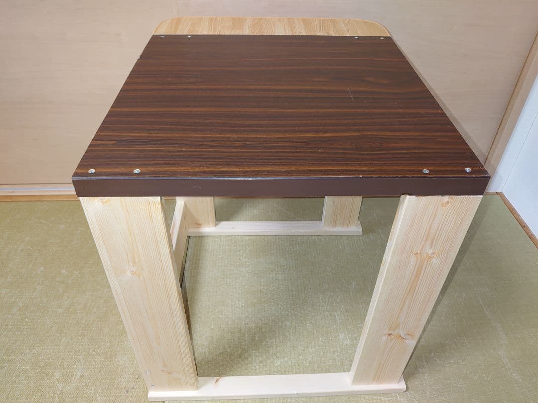 【累積176台目】パチスロを置く台（1台用シンプルスタンド）★右側に棚板付き①