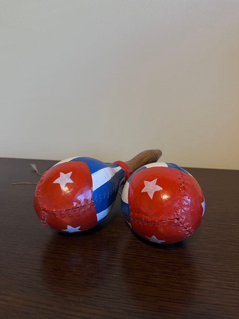 キューバ国旗 マラカス 青赤白