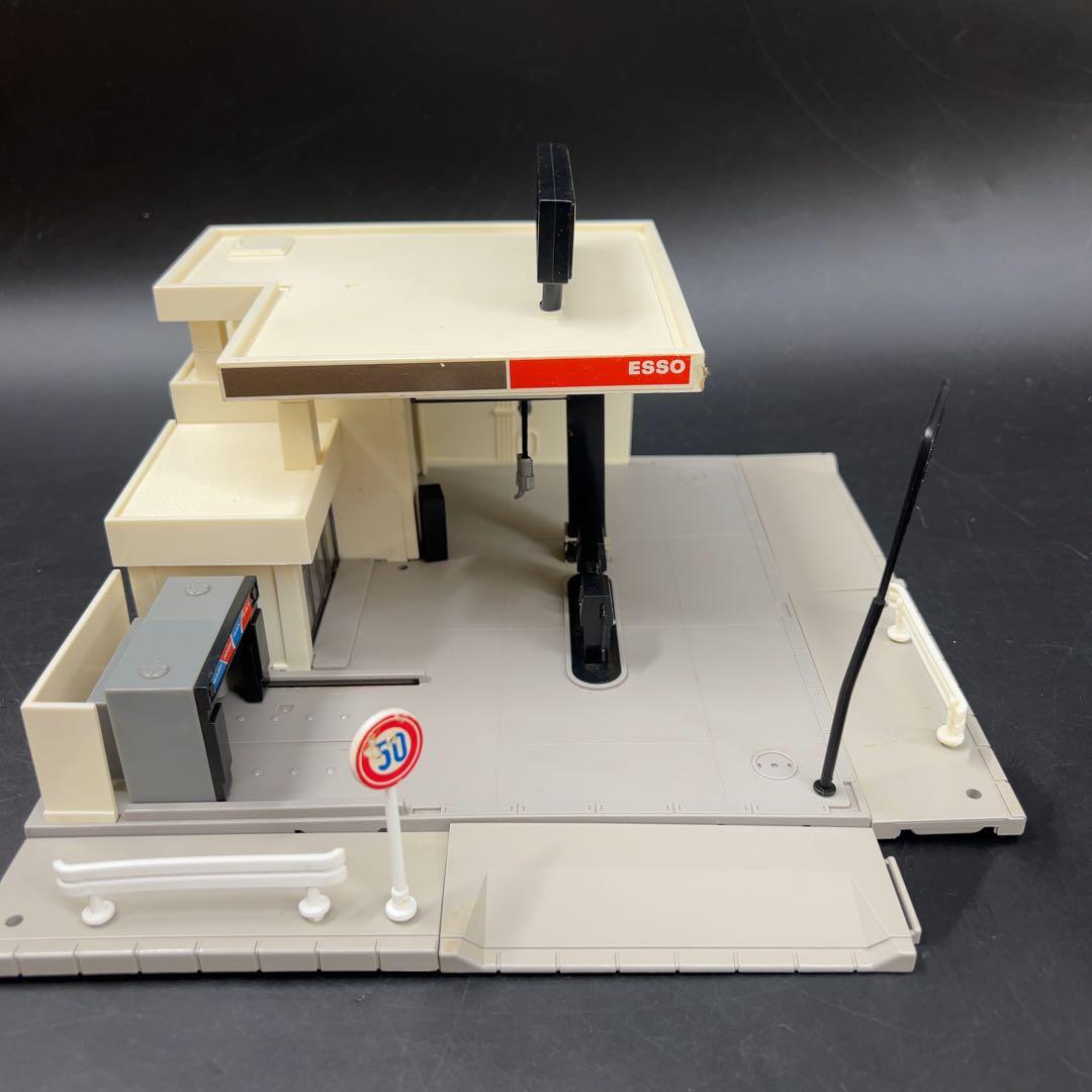 トミカ 旧トミカタウン 建築現場 消防署 ガソリンスタンド ESSOエッソ