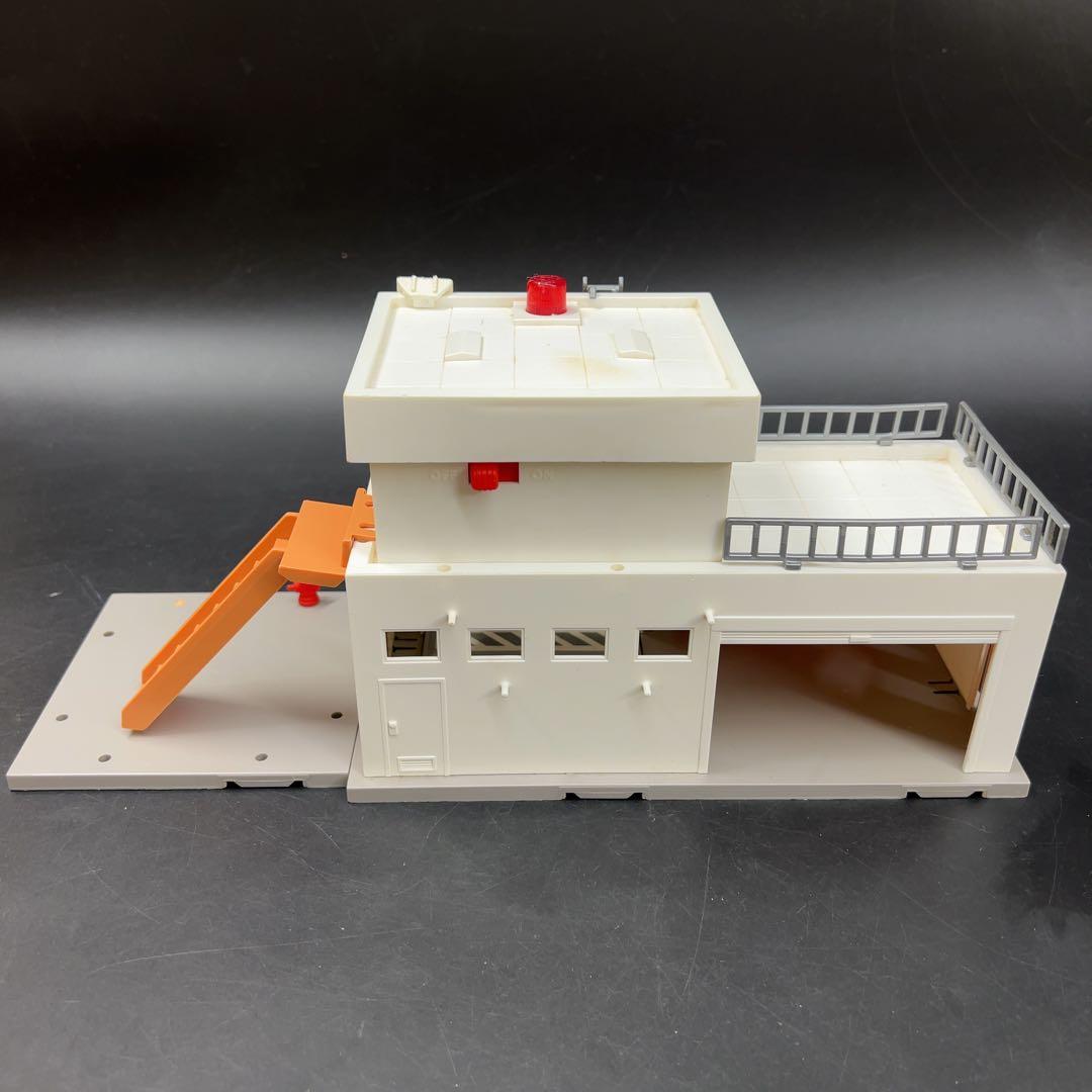 トミカ 旧トミカタウン 建築現場 消防署 ガソリンスタンド ESSOエッソ