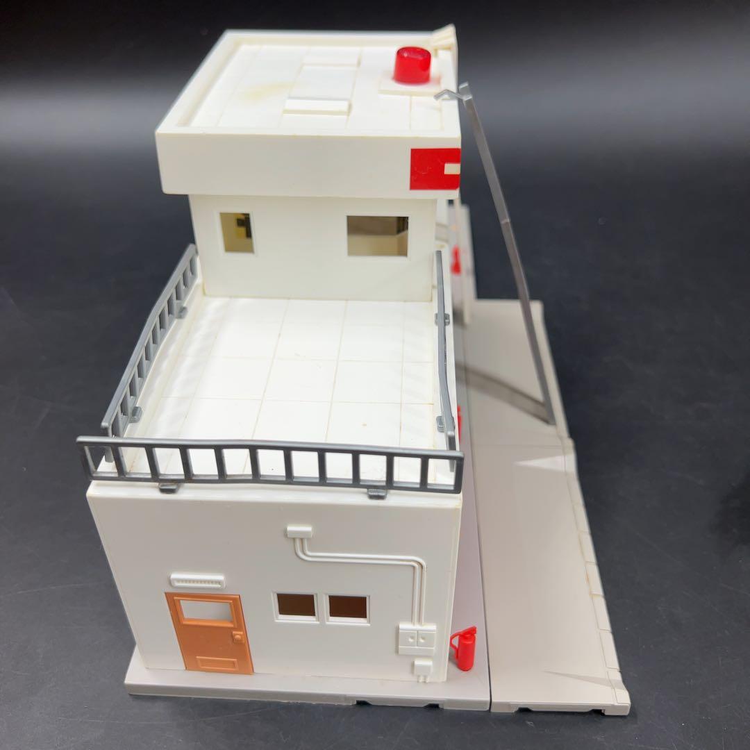 トミカ 旧トミカタウン 建築現場 消防署 ガソリンスタンド ESSOエッソ