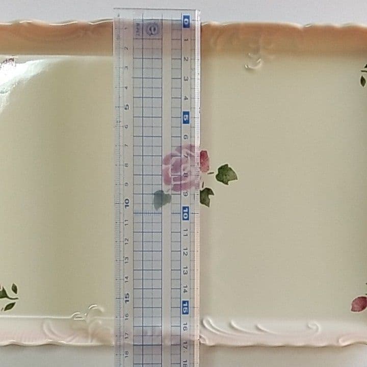 マニーローズ　ペタルトレイ　薄め　日本製　角皿　トレー 　プレート　皿