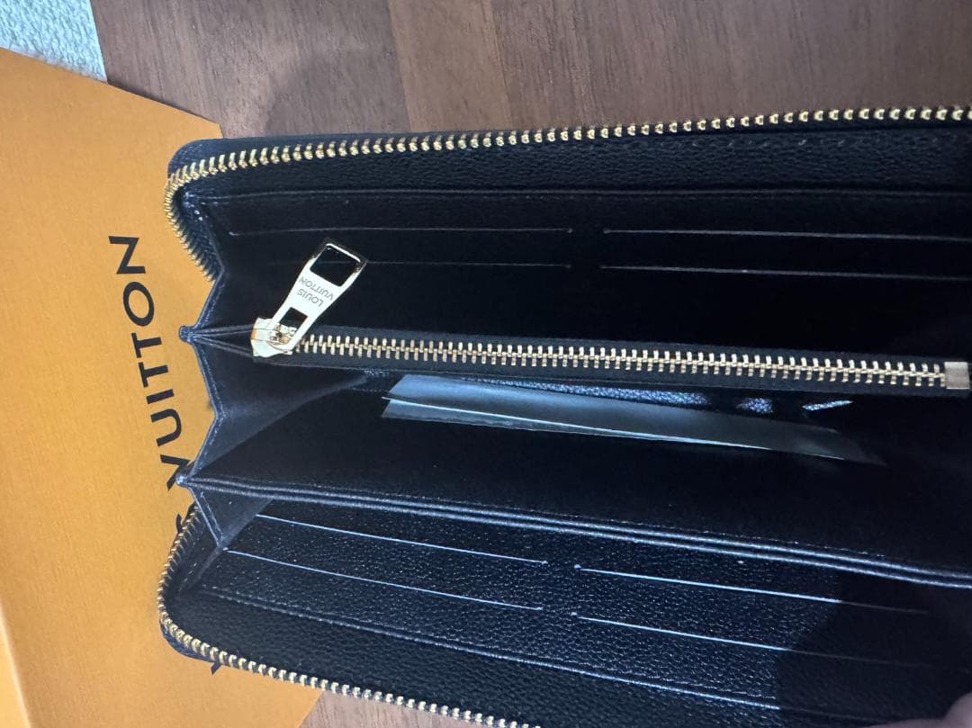 【美品】LOUIS VUITTON (ルイヴィトン) 長財布