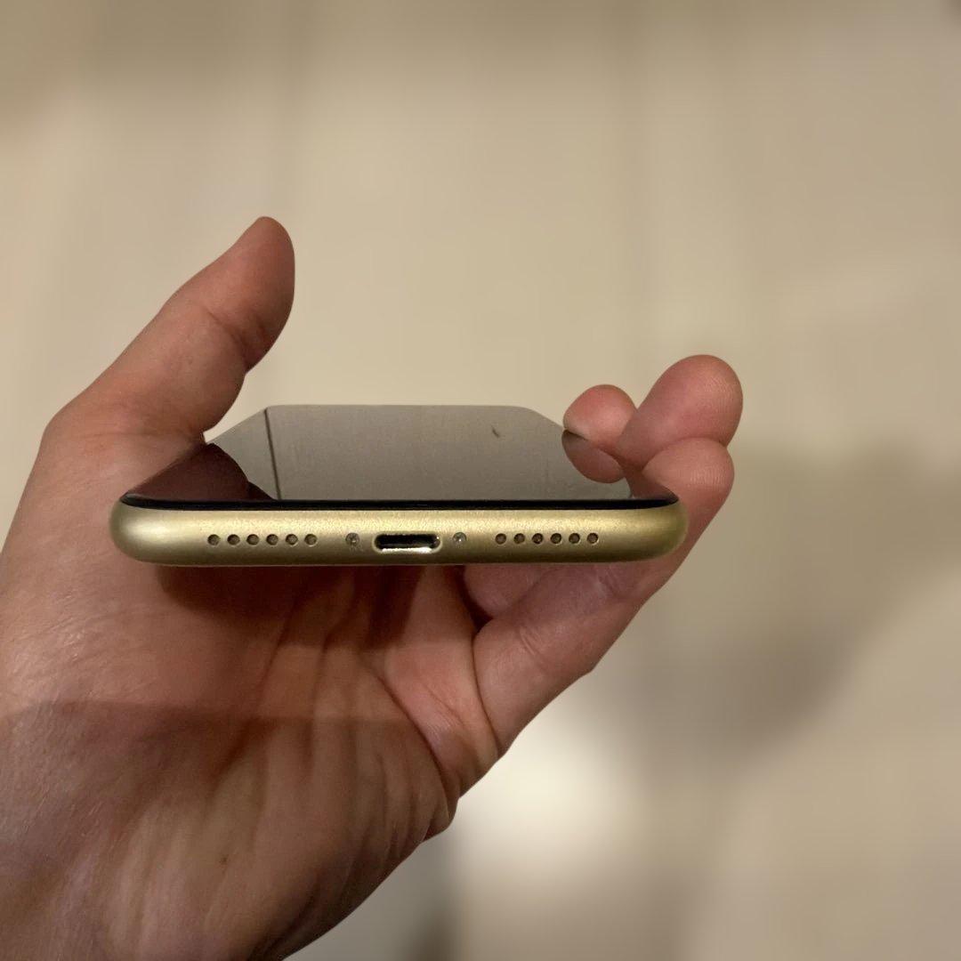 iPhone XR イエロー 128GB SIMロックなし