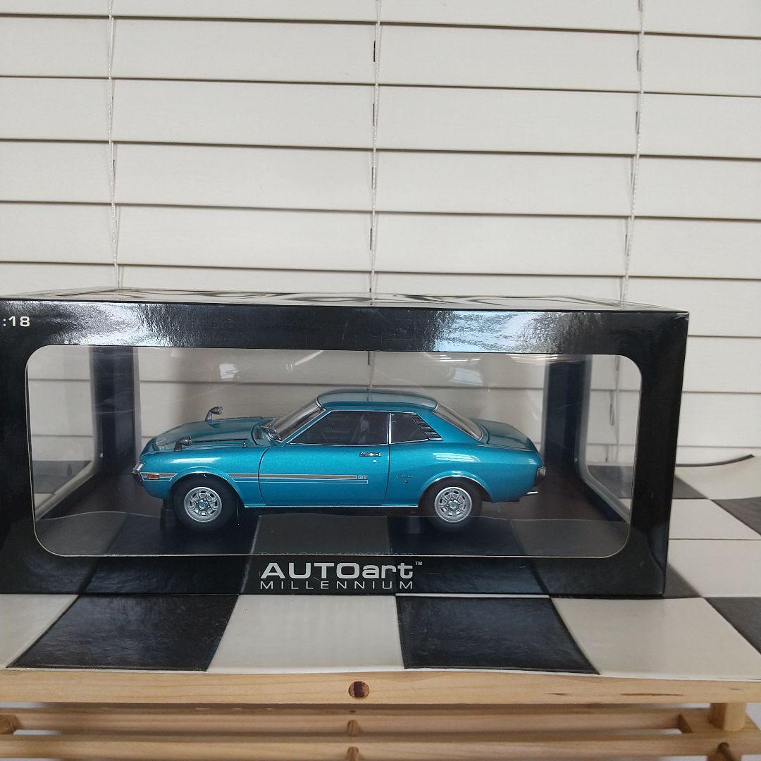 ミニカー AUTOart Toyota Celica 1600GT(TA22)