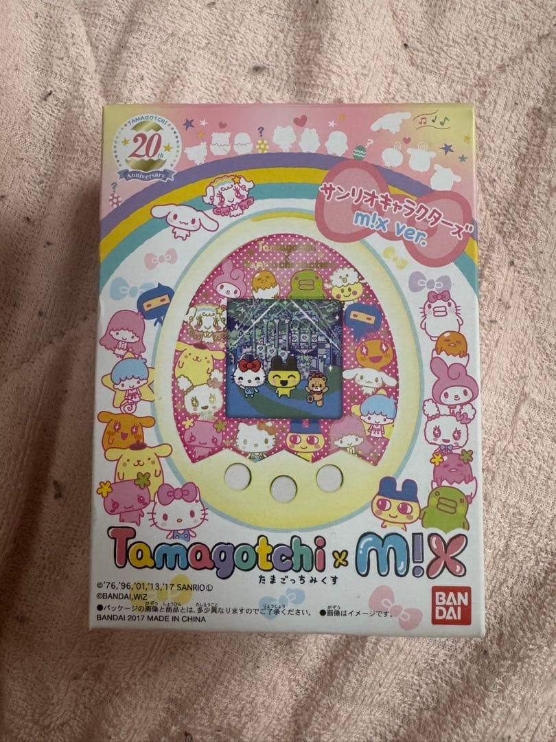 たまごっちみくす サンリオ ねこカバー付き