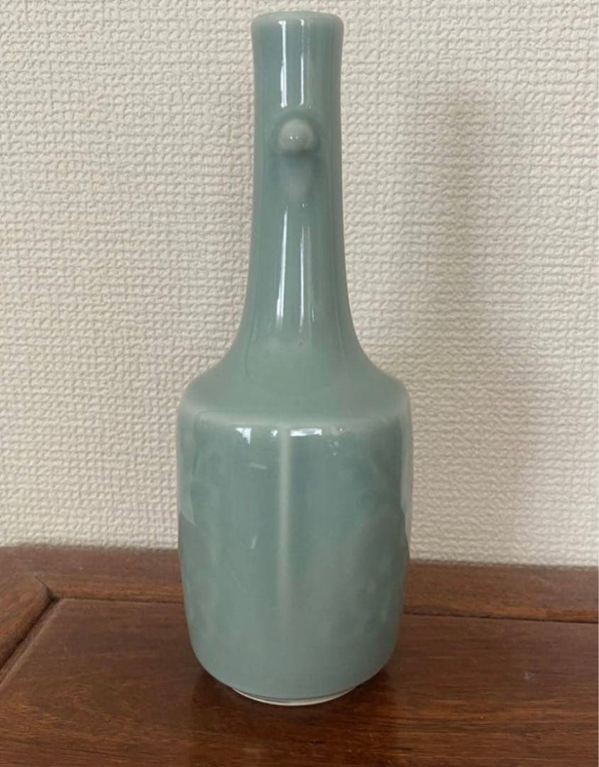 中国美術 古伊万里 青磁雙耳花瓶  年代物  高さ19.5cm