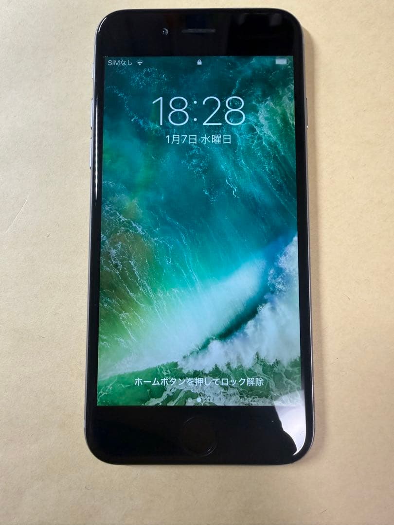 良好iPhone 6 128GB スペースグレイ