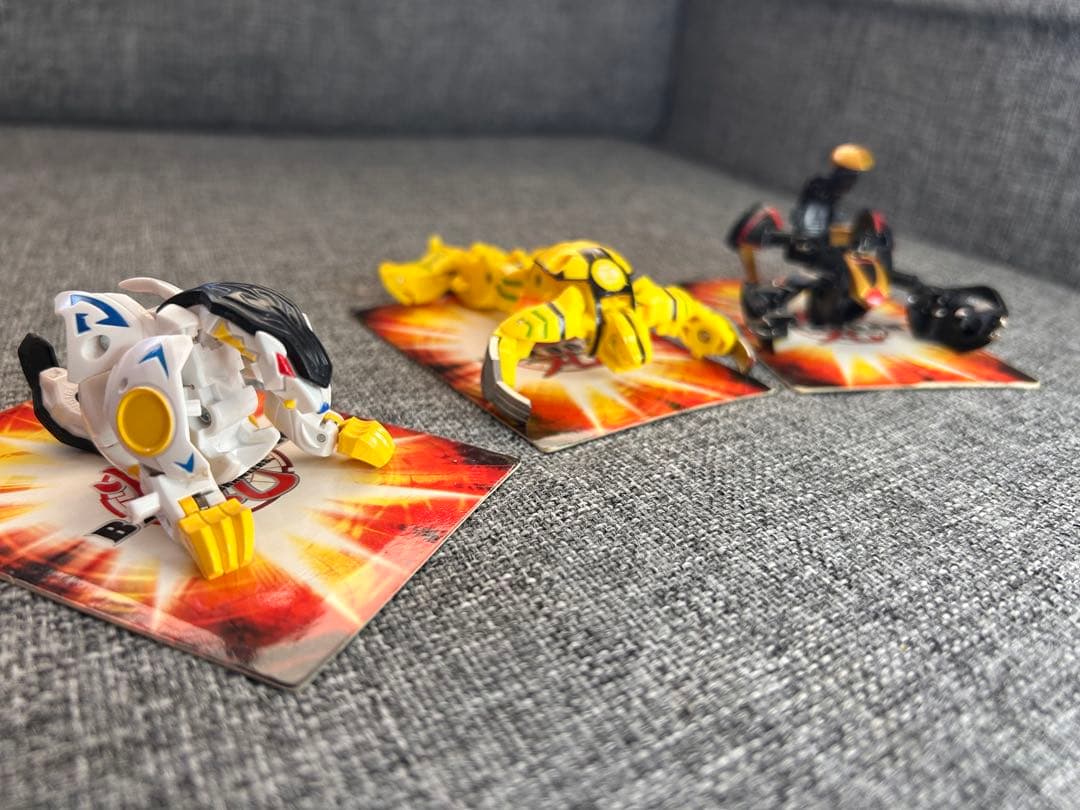 ◆爆丸◆BAKUGAN◆バクガン◆爆テクシリーズ 出陣デッキ シャドウ三獣士