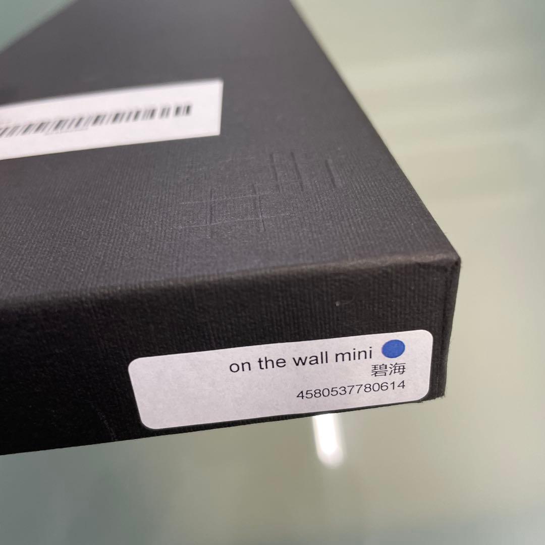 壁掛け出来る一輪挿し　モメンタムファクトリー on the wall mini