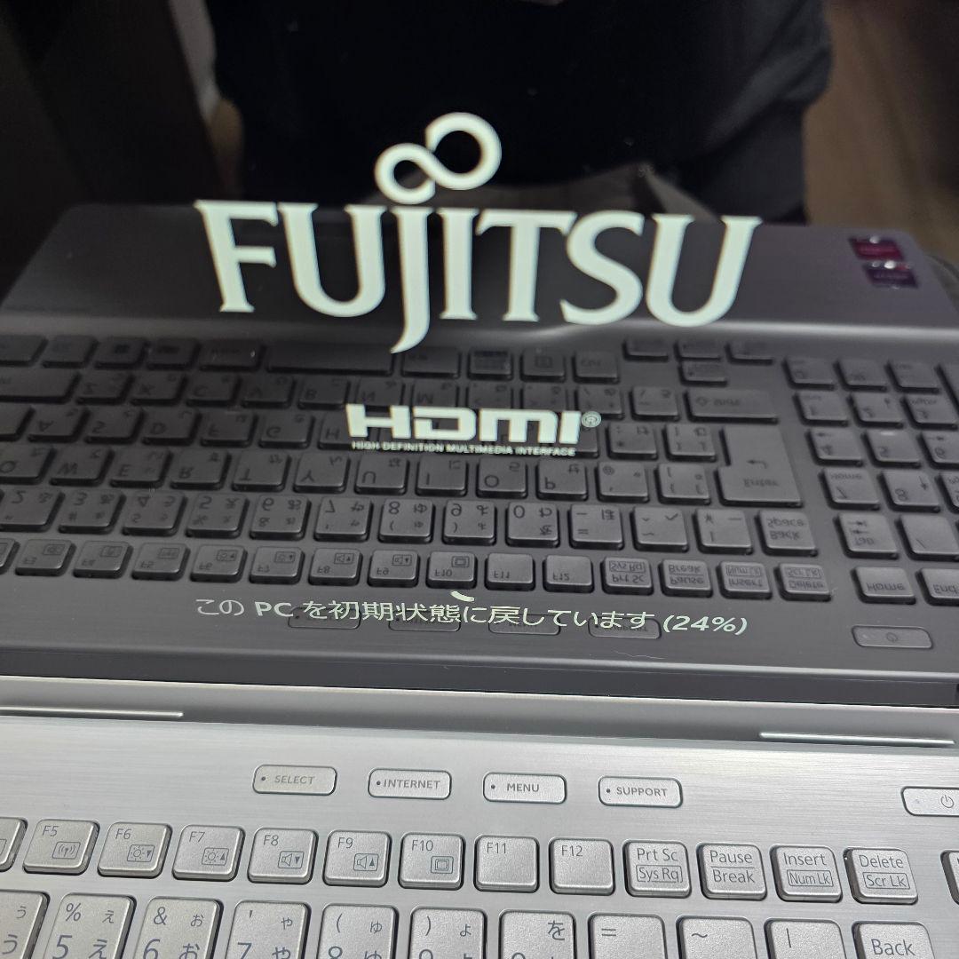 富士通 FMV AH51 ノートパソコン LIFEBOOK １度立ち上げのみ