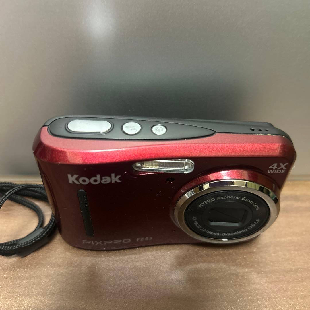 Kodak PIXPRO FZ43 コンパクトデジタルカメラ　レッド