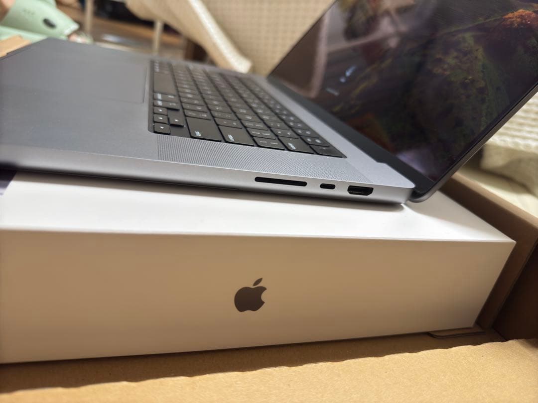 Apple MacBookPro M1MAX 16インチ 32G+1T US配列