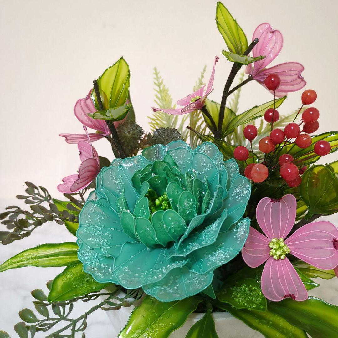 芍薬　ハナミズキ　ベリーアレンジメント　アメリカンフラワー（ディップフラワー）