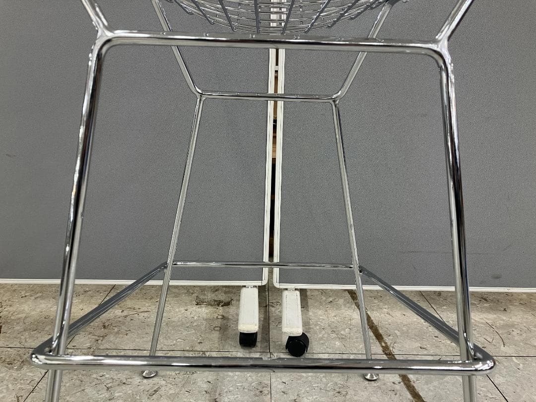 ハイチェア N plus リプロダクト ハリー・ベルトイア シルバー②