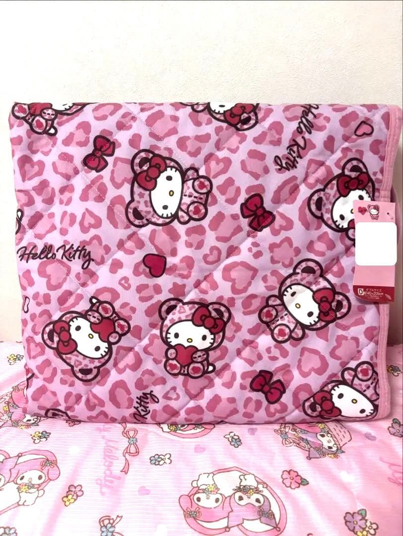 サンリオ　ハローキティ寝具セット 敷きパッドダブルサイズ＋枕パッド