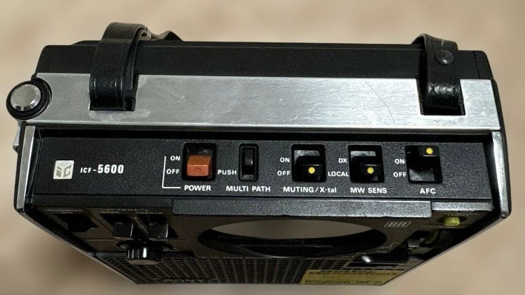 SONY スカイセンサーICF-5600 BCLラジオ