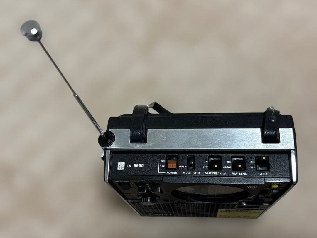 SONY スカイセンサーICF-5600 BCLラジオ
