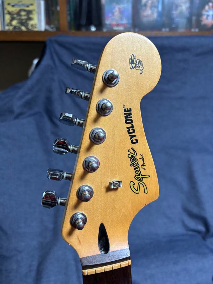 ギター Squier Vintage Modified Cyclone FSR