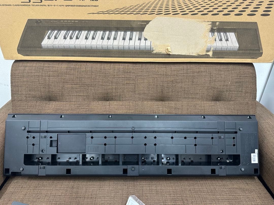 ！YAMAHA piaggero NP-12B　ヤマハ　キーボード　21年製