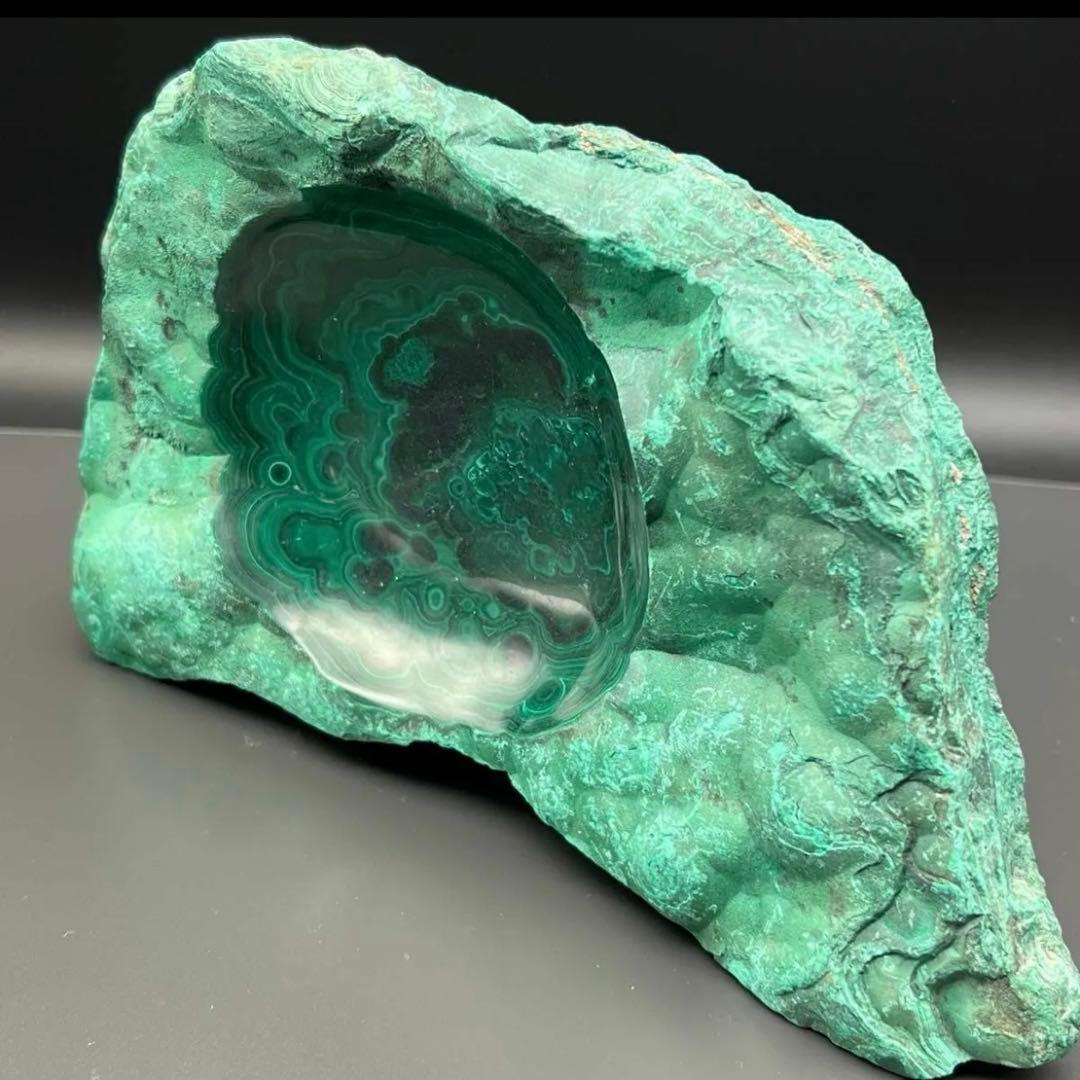 ☆癒される模様と色合い☆強いヒーリングパワー☆マラカイト 原石 浄化皿 天然石