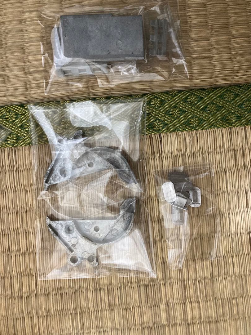 1/16 タミヤ　キングタイガー　別社金属製パーツ　金属履帯付きフルセット