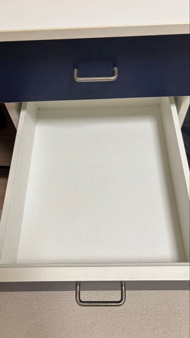 人気家具ACTUSの学習机