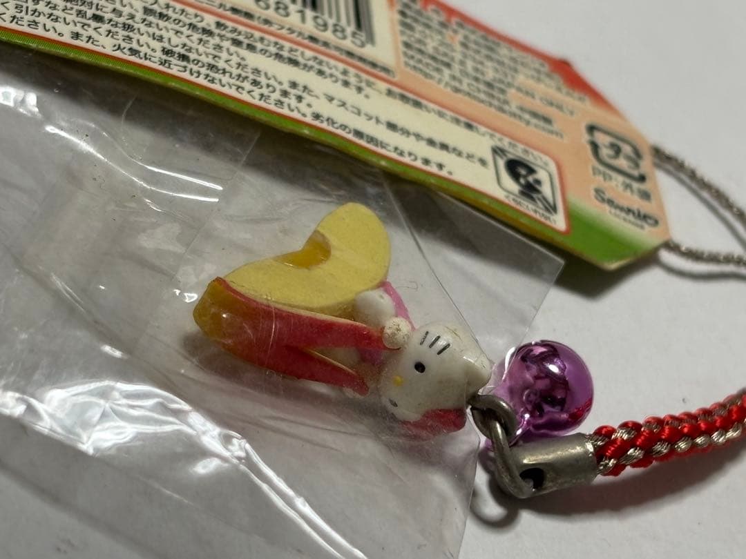 ご当地キティ　信州　りんご　ストラップ　2種　セット