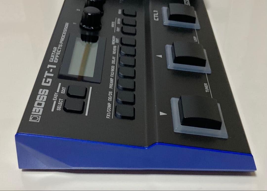 Boss・GT-1 マルチエフェクター・美品・別売りアダプター付属