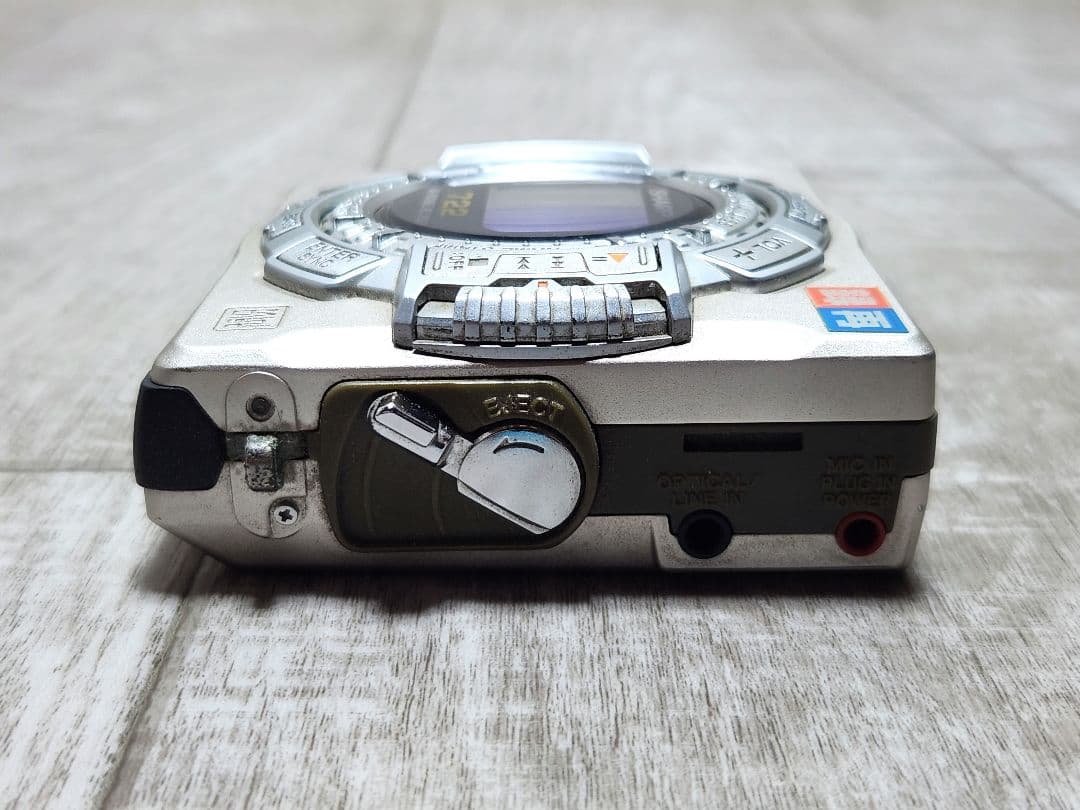 ジャンク SHARP 722 ポータブル MDプレーヤー