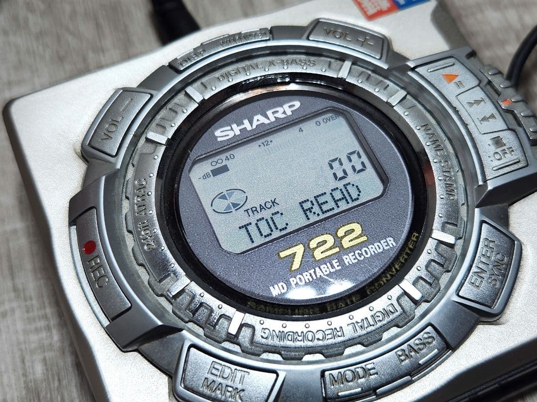 ジャンク SHARP 722 ポータブル MDプレーヤー